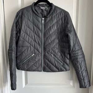 Athleta Gray Quilted Lightweight Puffer Jacket